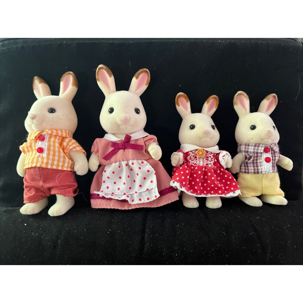 Lot of 4 Sylvanian Calico Critters Hopscotch Chocolate Rabbit Bunny Family